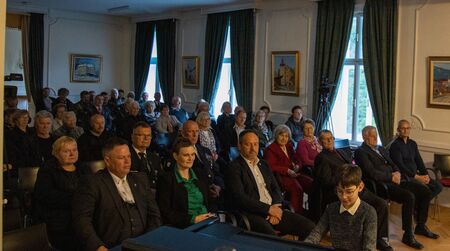 Udeleženci proslave